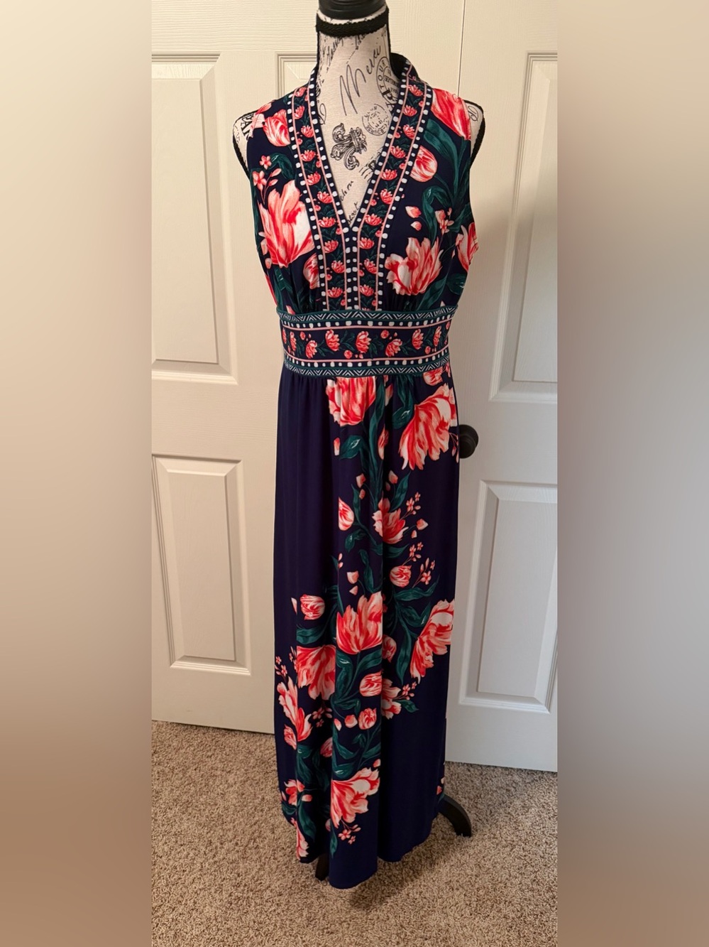 London Times Maxi Dress in Navy and Coral - Sleeveless V-Neck Tropical Beachy
